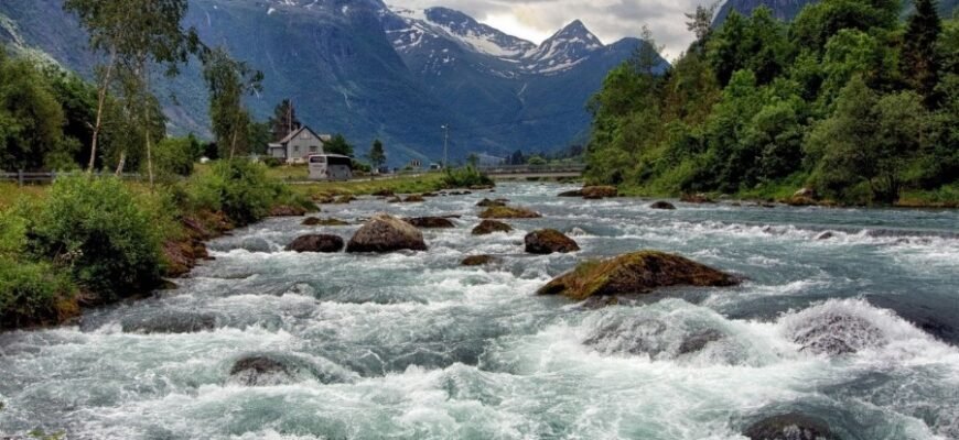 Сон про річкову воду: розкриваємо приховані значення та символіку