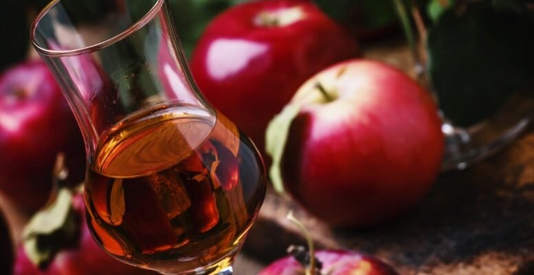 Кальвадос: вишуканий напій з Нормандії