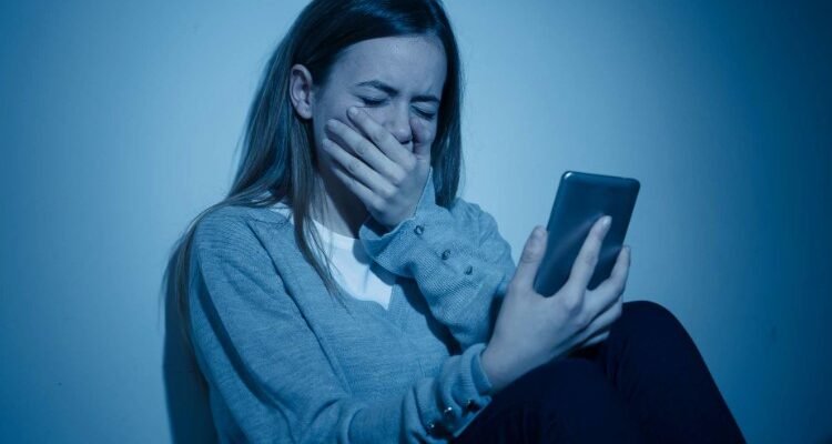 Що таке кібербулінг: як захиститися від жорстокості в інтернеті?