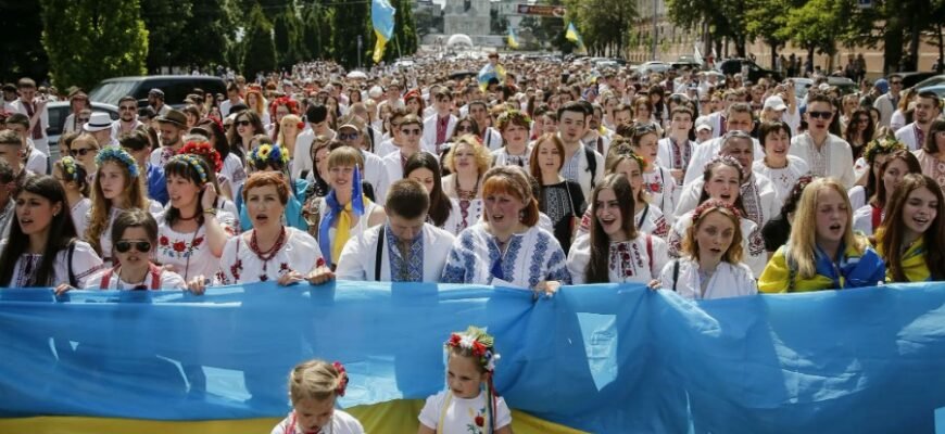 Що таке народ: Основні визначення та значення для суспільства