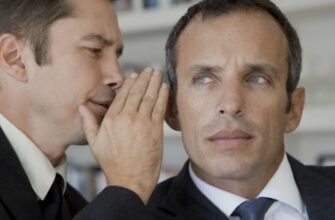 Що таке спойлер: визначення