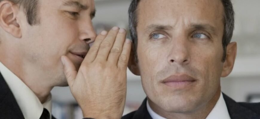 Що таке спойлер: визначення