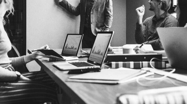 Воркшопи: Як Вони Розширюють Межі Вашого Навчання і Навичок