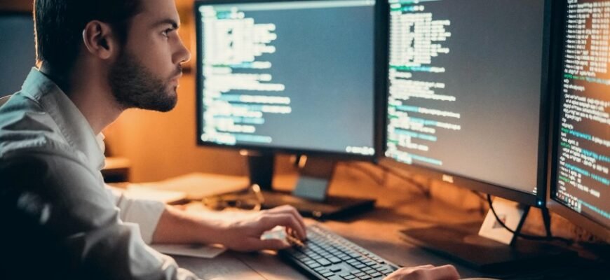 Що таке ІТ-сфера: огляд індустрії інформаційних технологій 2023