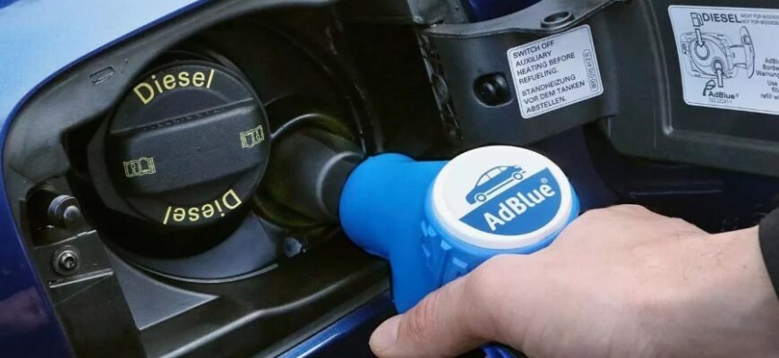 Використання AdBlue: Що це за рідина та чому вона важлива для авто?